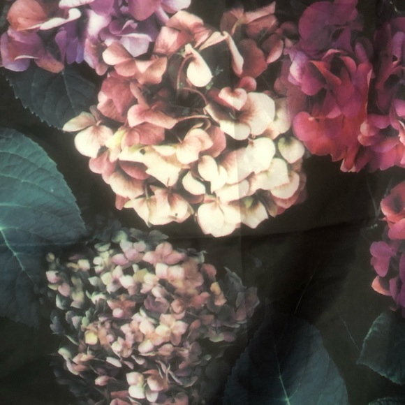 H&M hydrangea English garden shower curtain - Picture 3 of 8